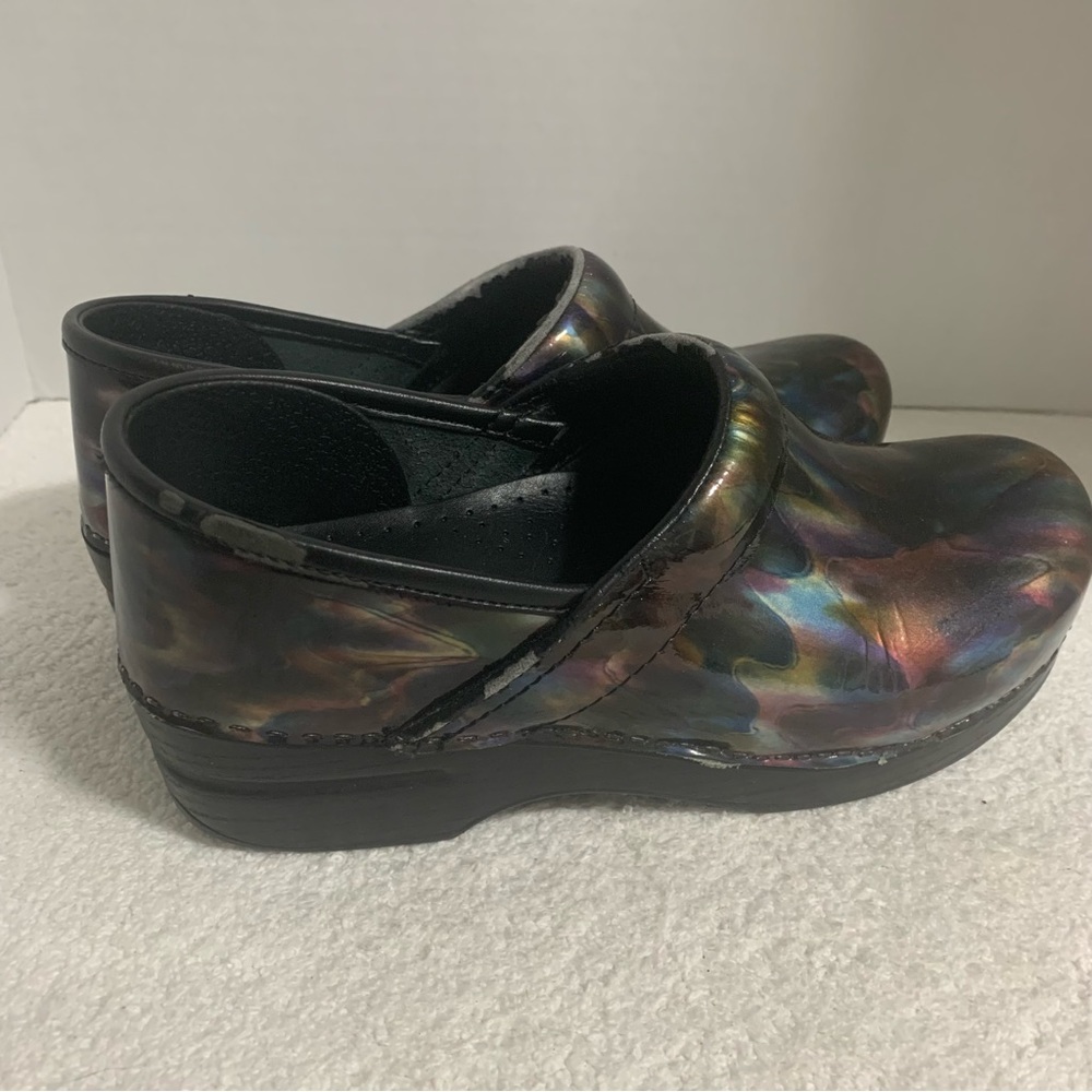 Dansko Marbled Iridescent Patent Leather Womens Clogs Shoes Nursing‎ 38 7.5